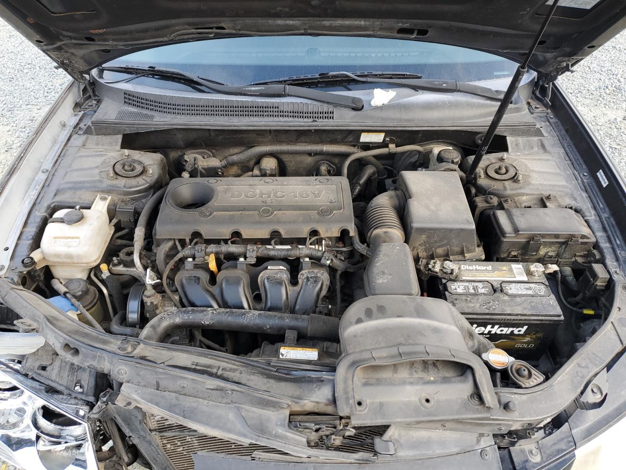 2009 Hyundai Sonata - Image 11