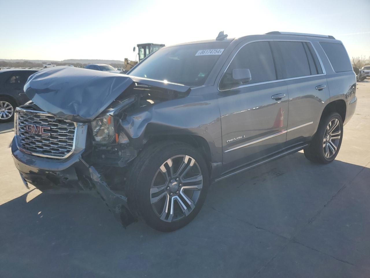 VIN 1GKS1CKJ5JR375266 2018 GMC YUKON no.1