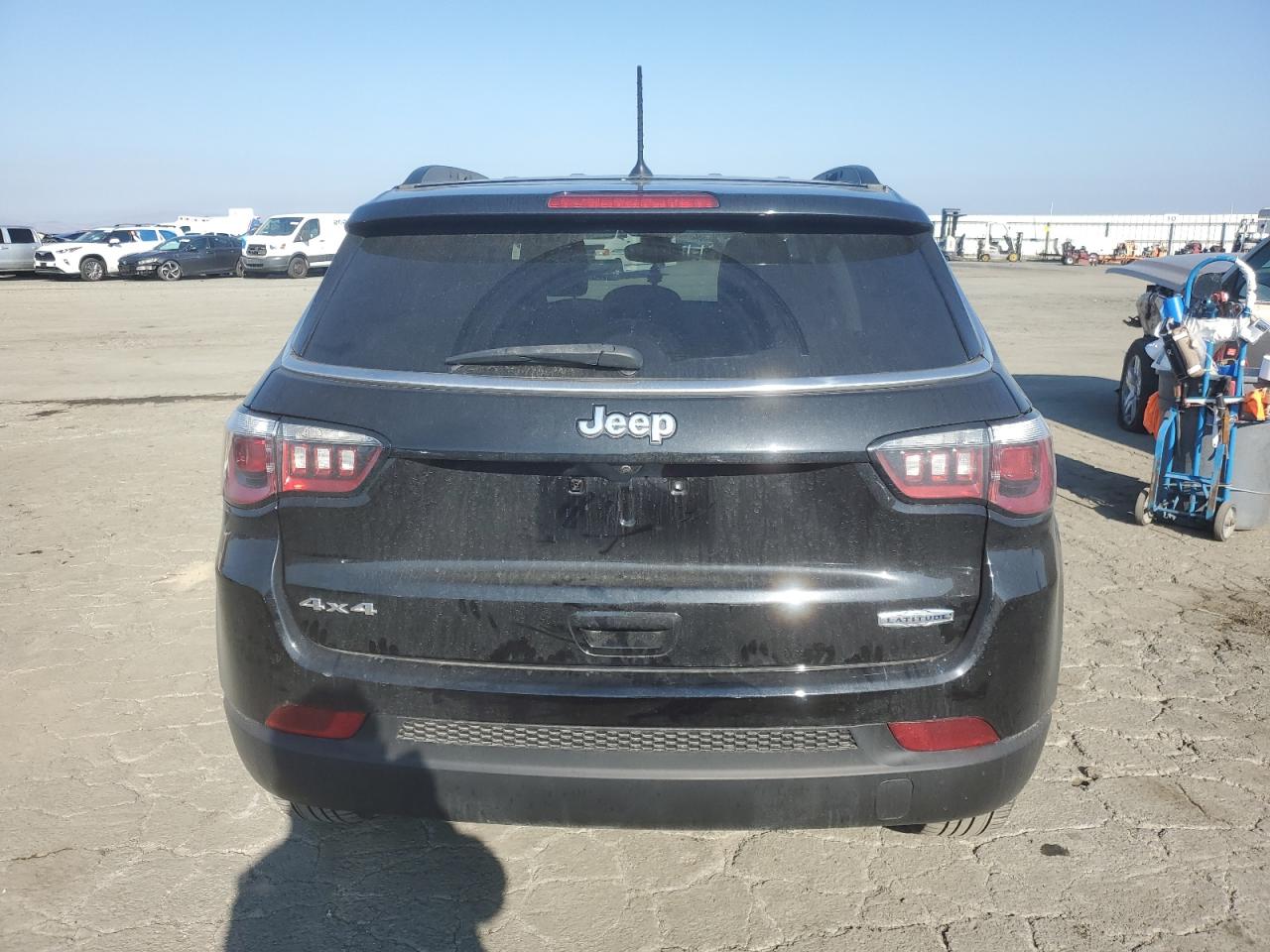 2017 Jeep Compass - Image 6