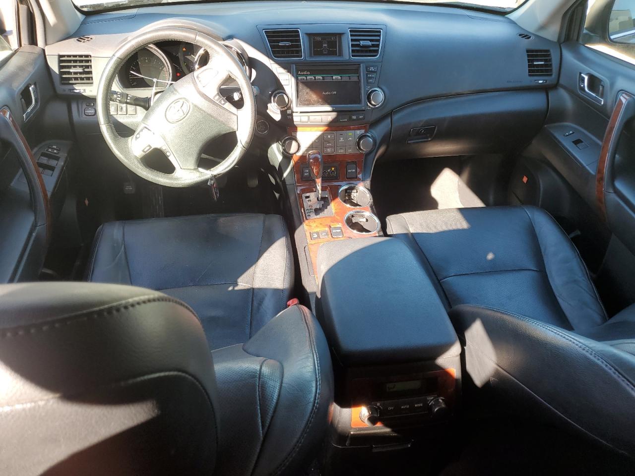 2012 Toyota Highlander - Image 8