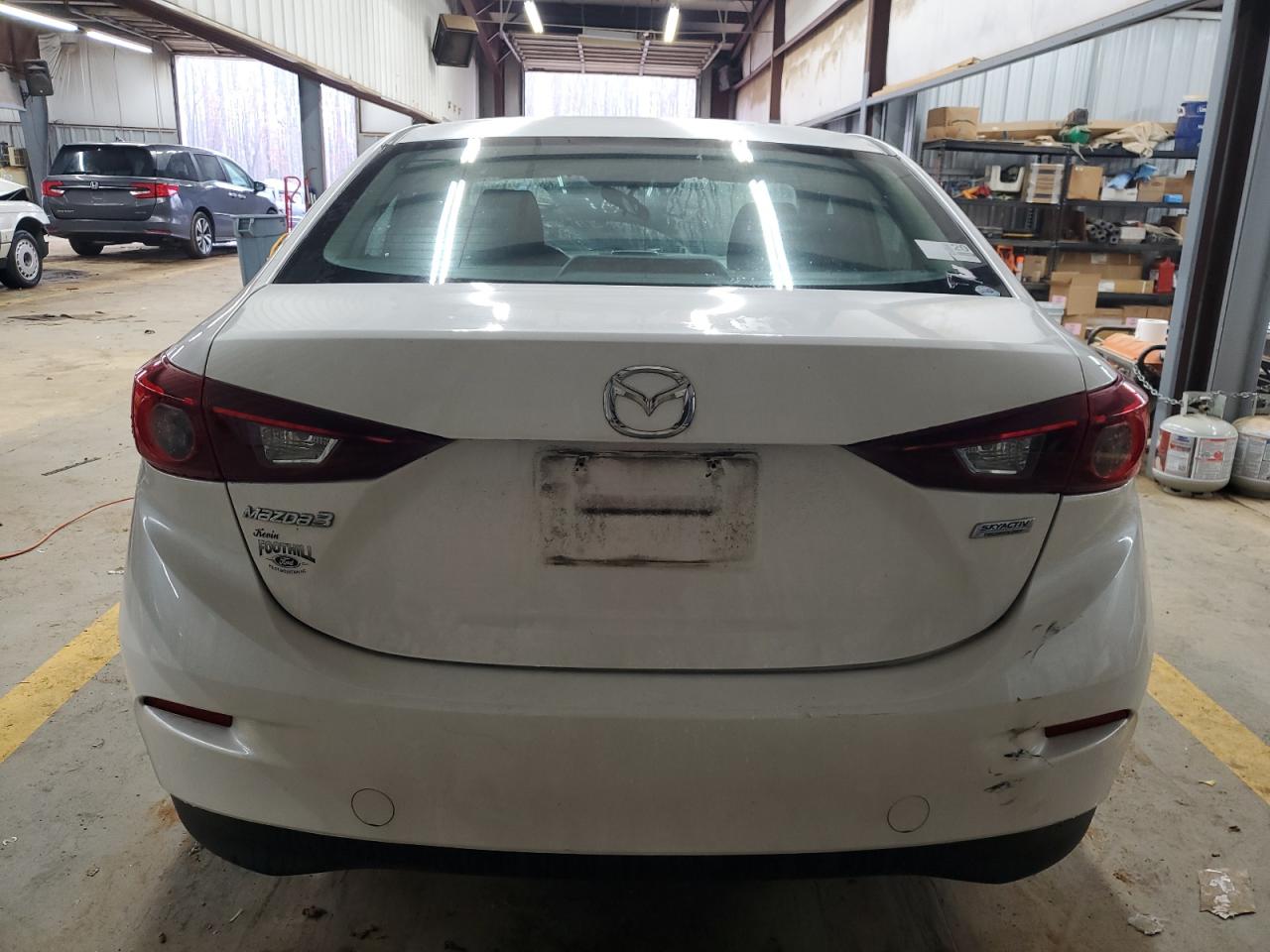2015 Mazda 3 - Image 6