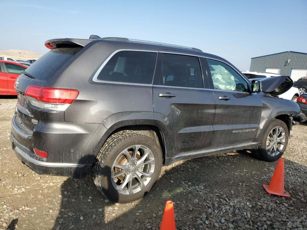 2019 Jeep Grand Cherokee - Image 3