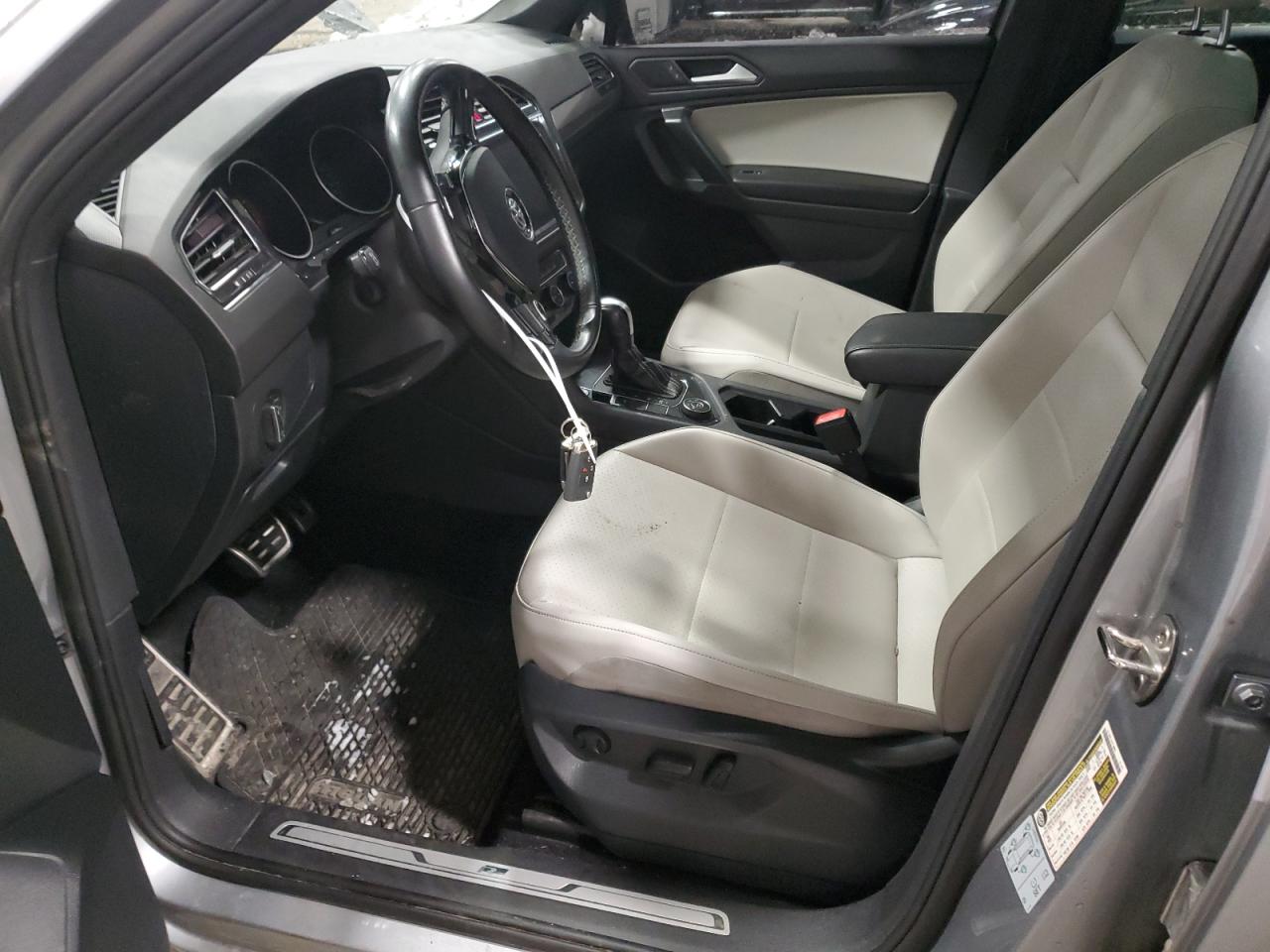 2021 Volkswagen Tiguan - Image 7