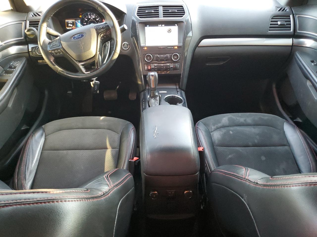 2018 Ford Explorer - Image 8