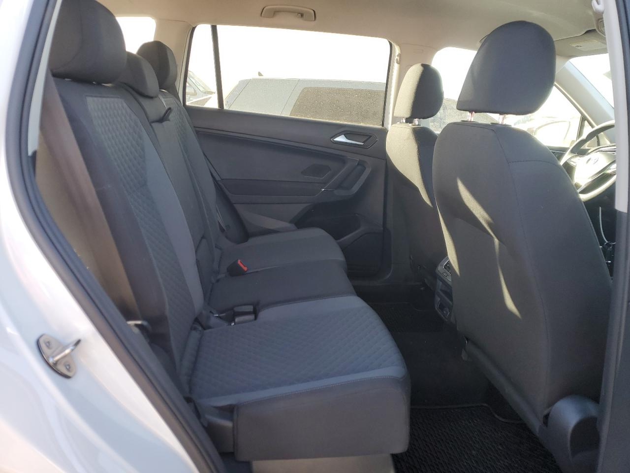 2018 Volkswagen Tiguan S VIN: 3VV0B7AX6JM070147 Lot: 84709544