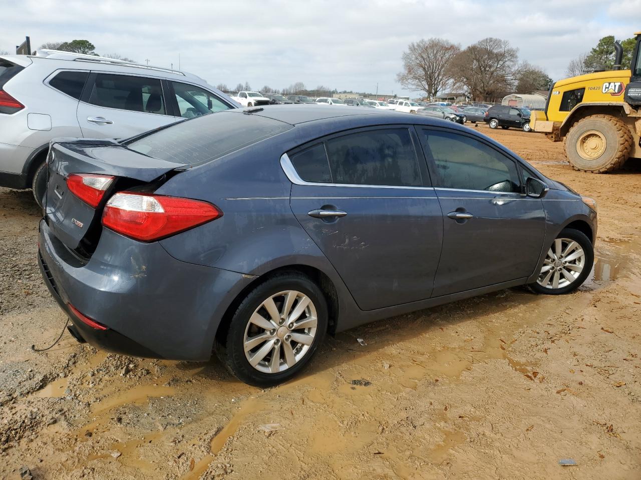 VIN KNAFX4A86E5047459 2014 KIA FORTE no.3