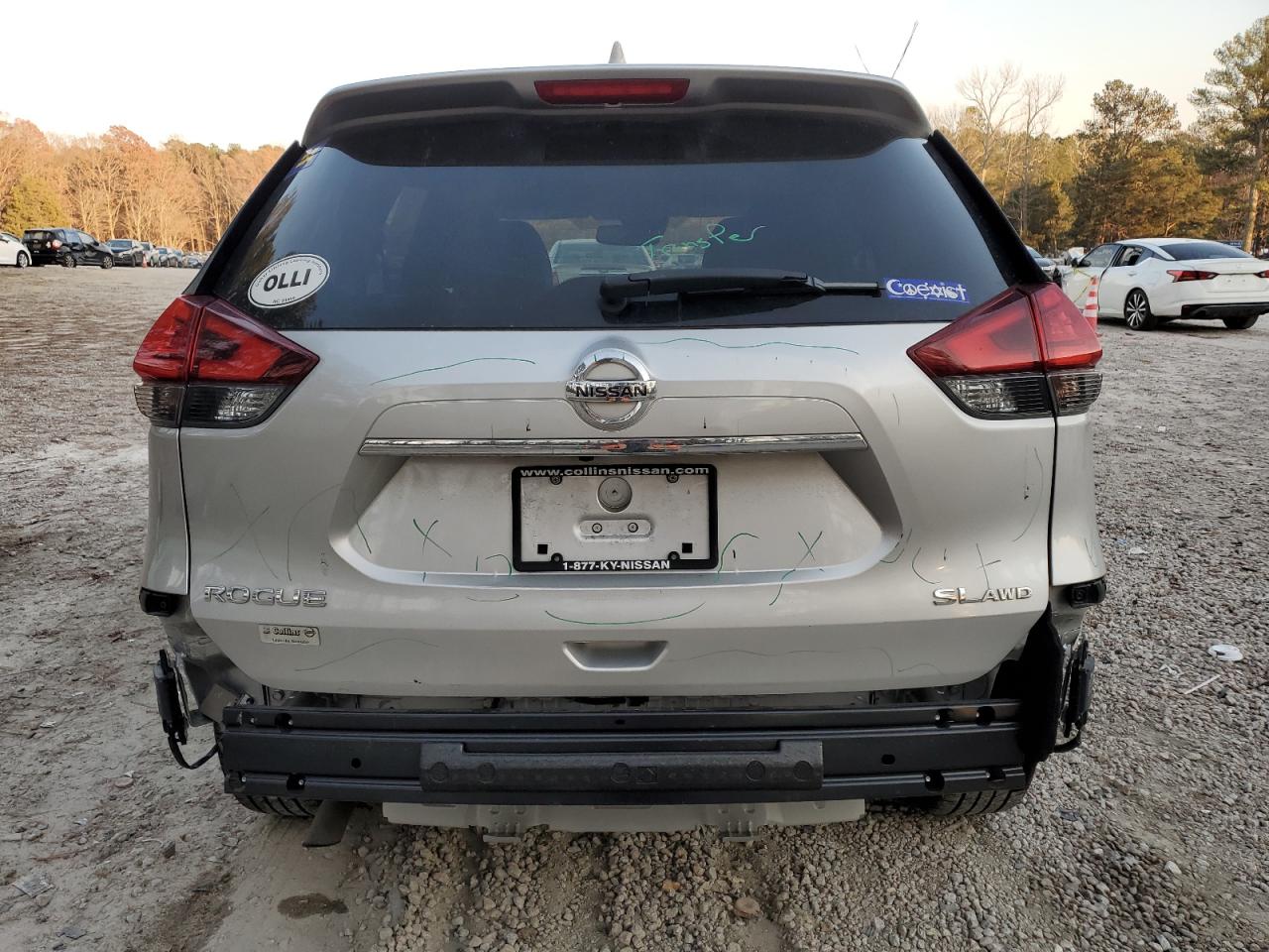 2017 Nissan Rogue - Image 6