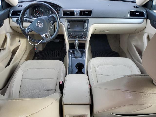  VOLKSWAGEN PASSAT 2015 Чорний