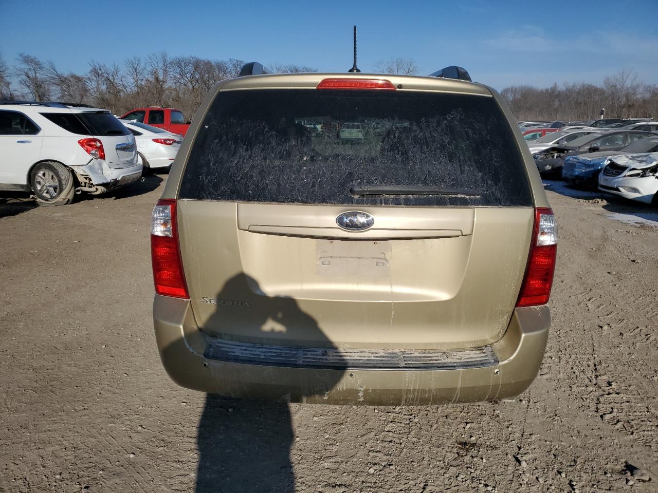 2010 Kia Sedona Lx VIN: KNDMG4C37A6325138 Lot: 82320974