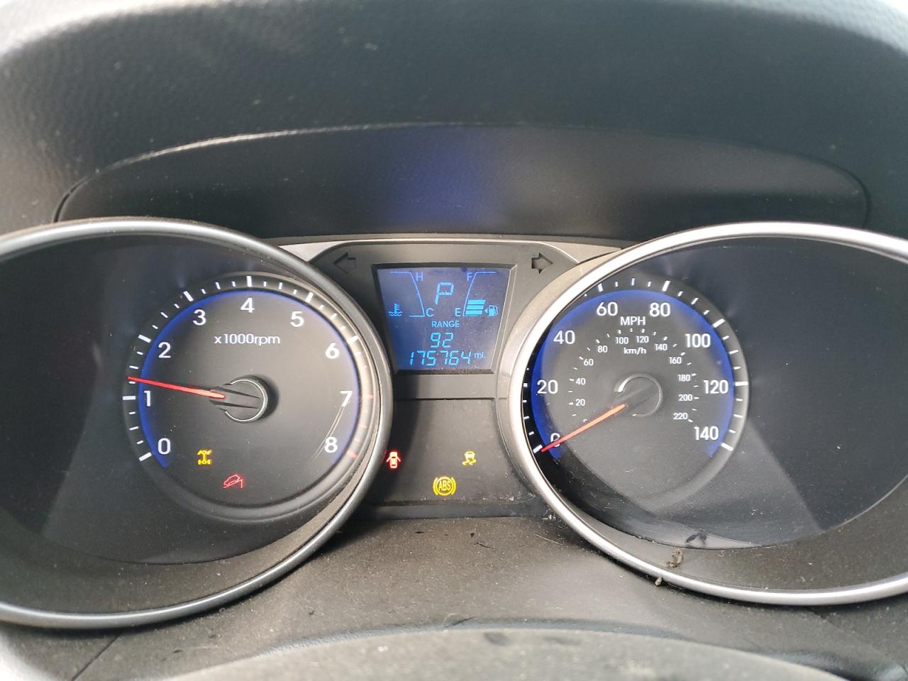 2011 Hyundai Tucson - Image 9
