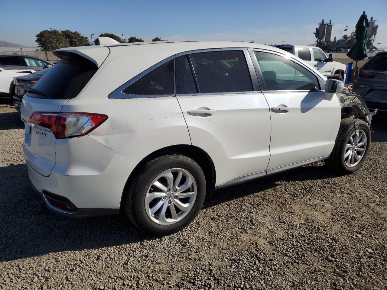 VIN 5J8TB3H3XHL024177 2017 ACURA RDX no.3