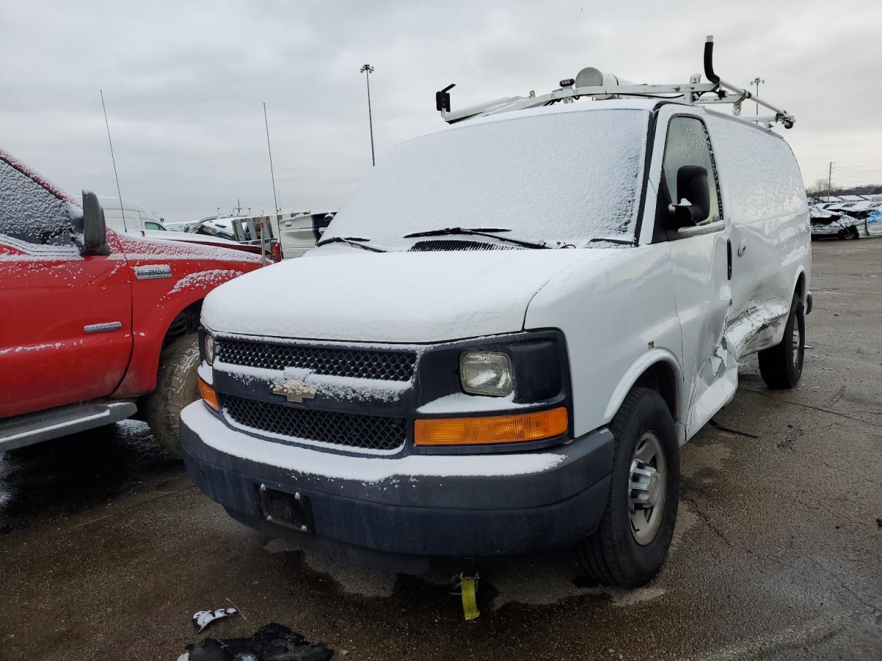 2013 Chevrolet Express G2500 продається в Moraine, OH - Side