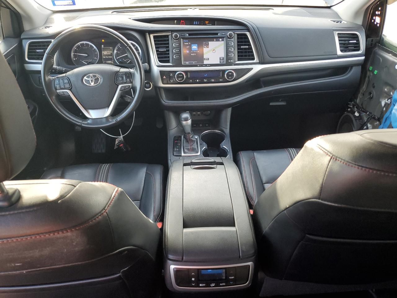 2019 Toyota Highlander - Image 8