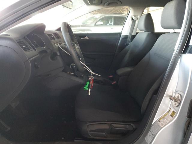 Седаны VOLKSWAGEN JETTA 2015 Серебристый