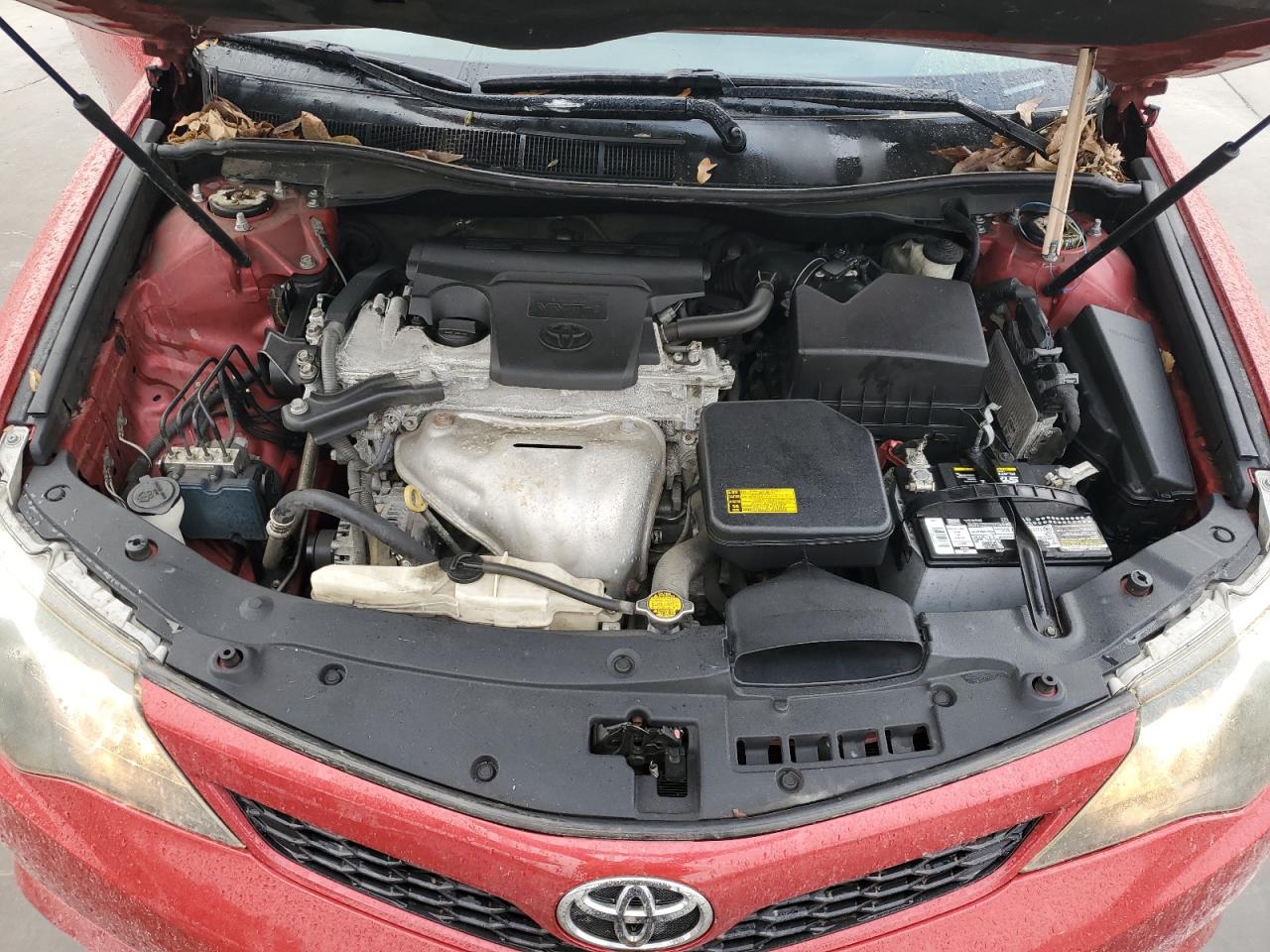 2014 Toyota Camry - Image 11