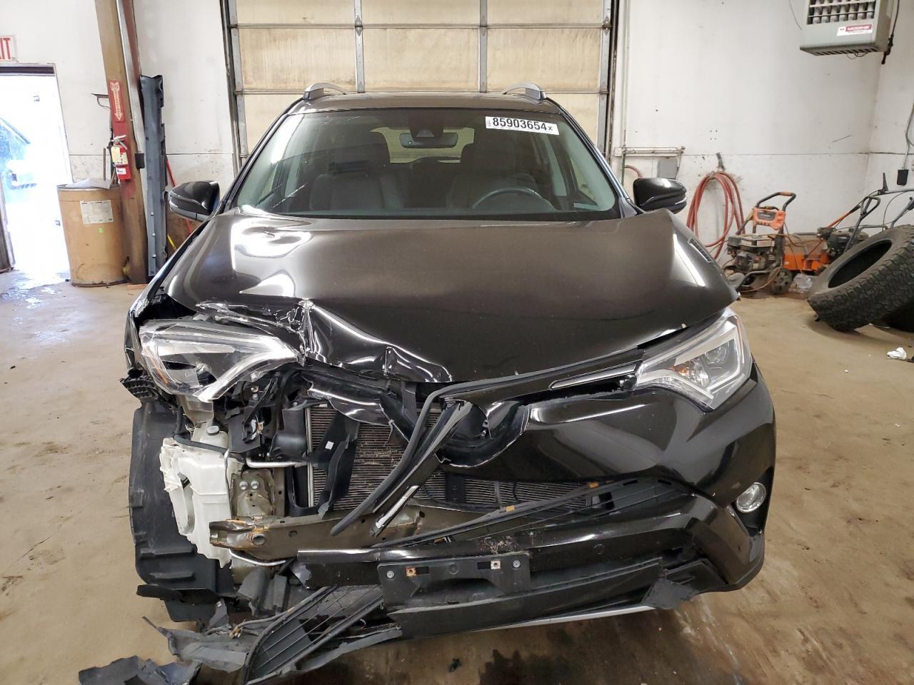 VIN 2T3DFREV4HW638266 2017 TOYOTA RAV4 no.5