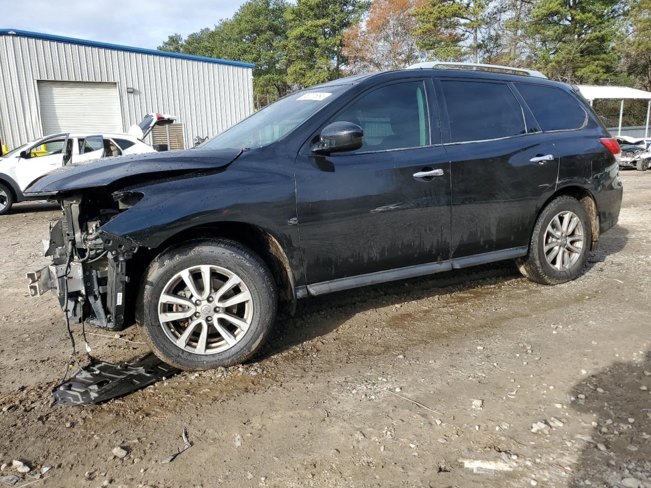 2015 Nissan Pathfinder - Image 1