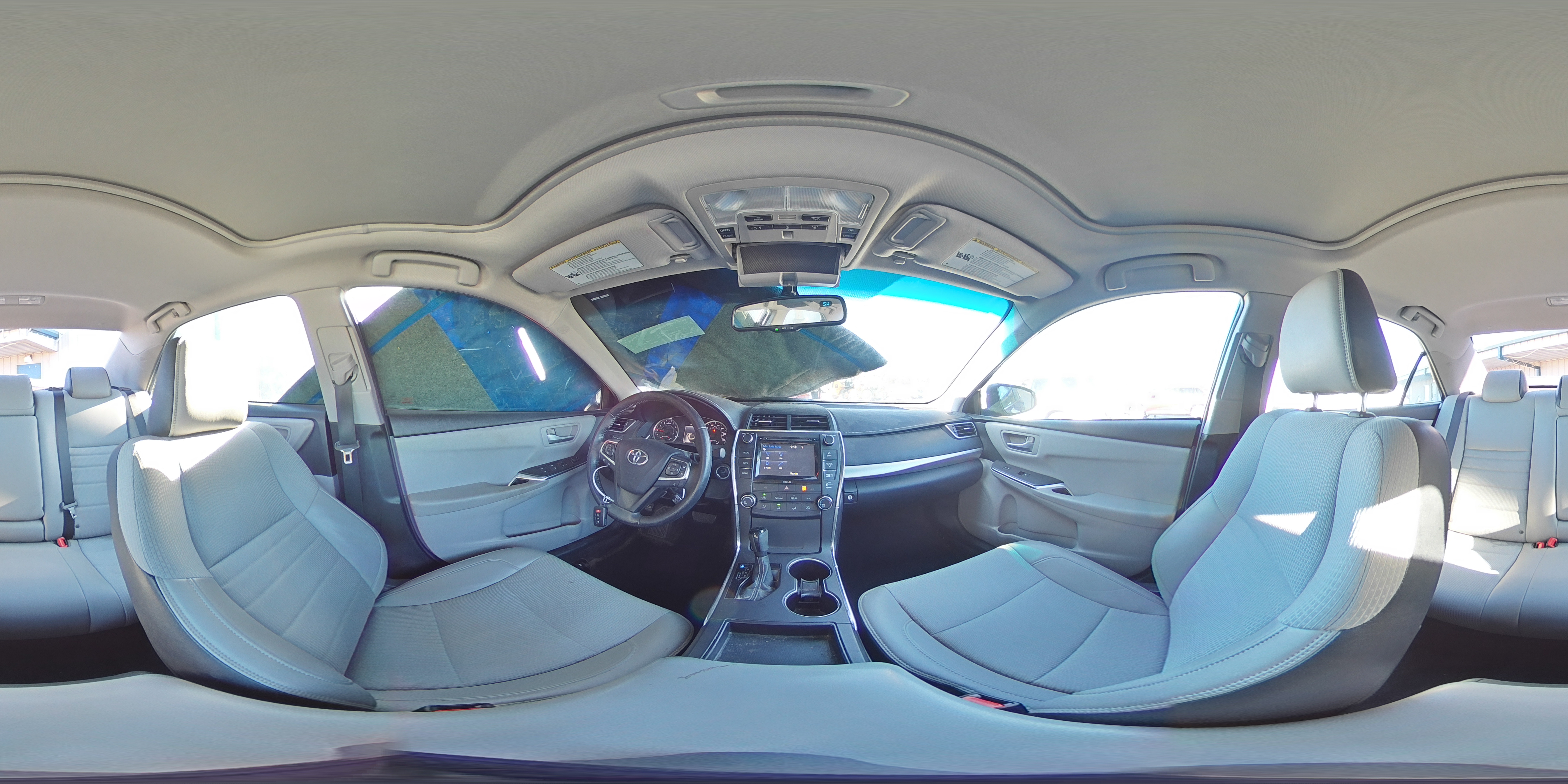 2016 Toyota Camry - Image 14