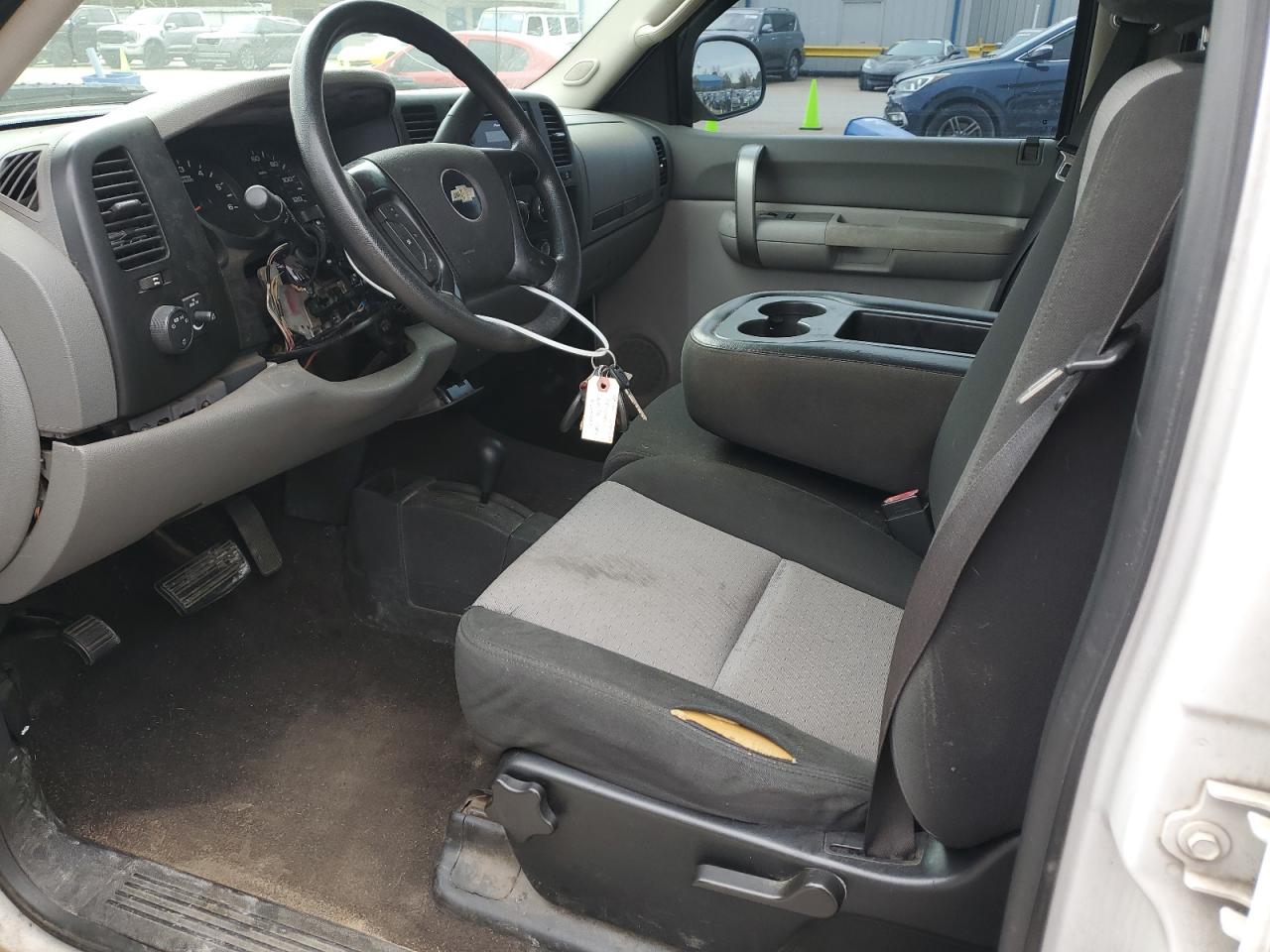 2009 Chevrolet Silverado - Image 7