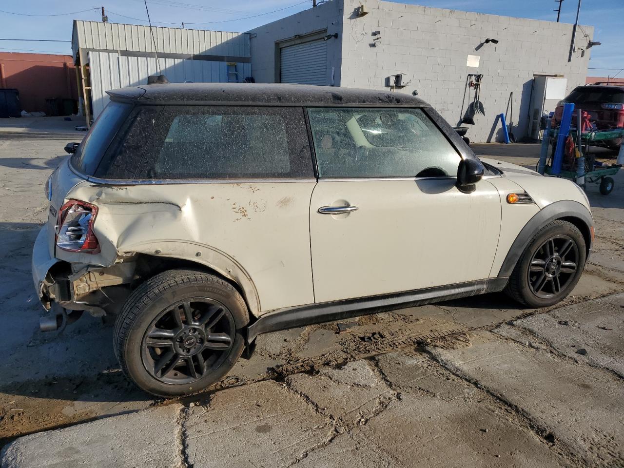 VIN WMWSU3C55DT687919 2013 MINI COOPER no.3