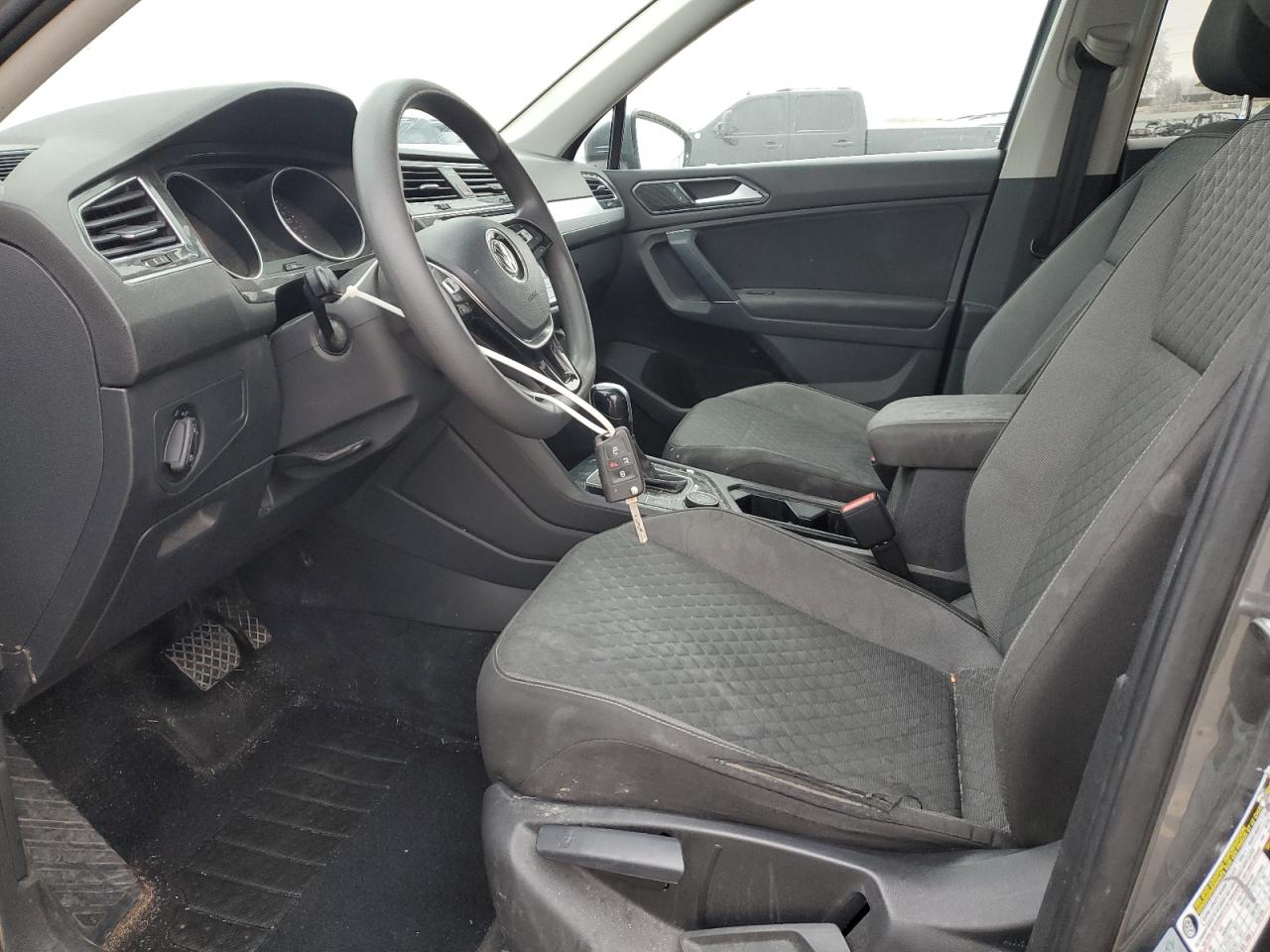 2018 Volkswagen Tiguan - Image 7