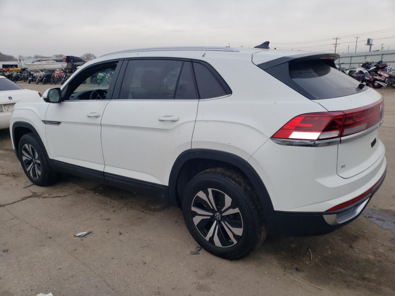 VIN 1V2DE2CA0RC244941 2024 VOLKSWAGEN ATLAS no.2