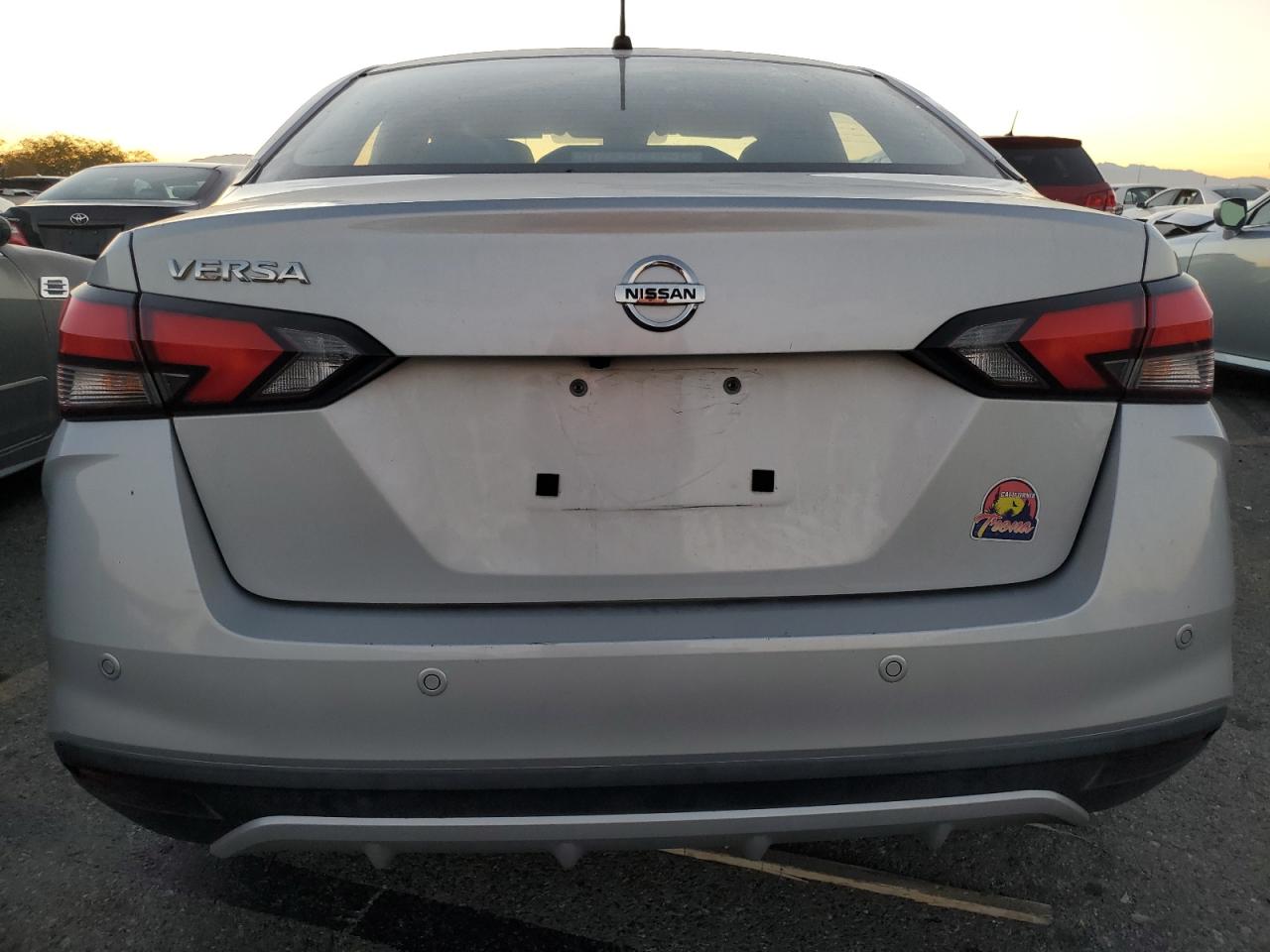 2020 Nissan Versa - Image 6