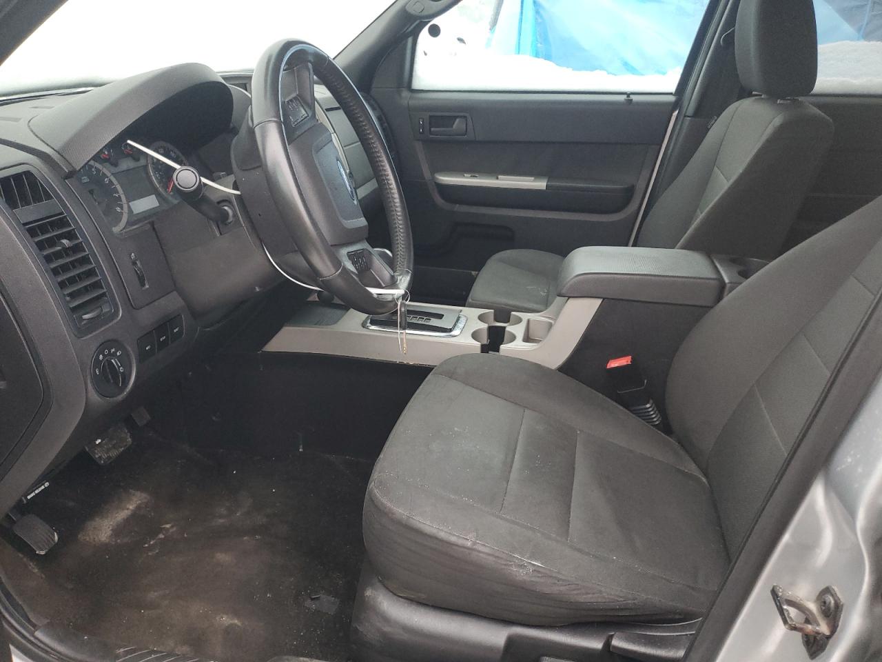 2010 Ford Escape - Image 7