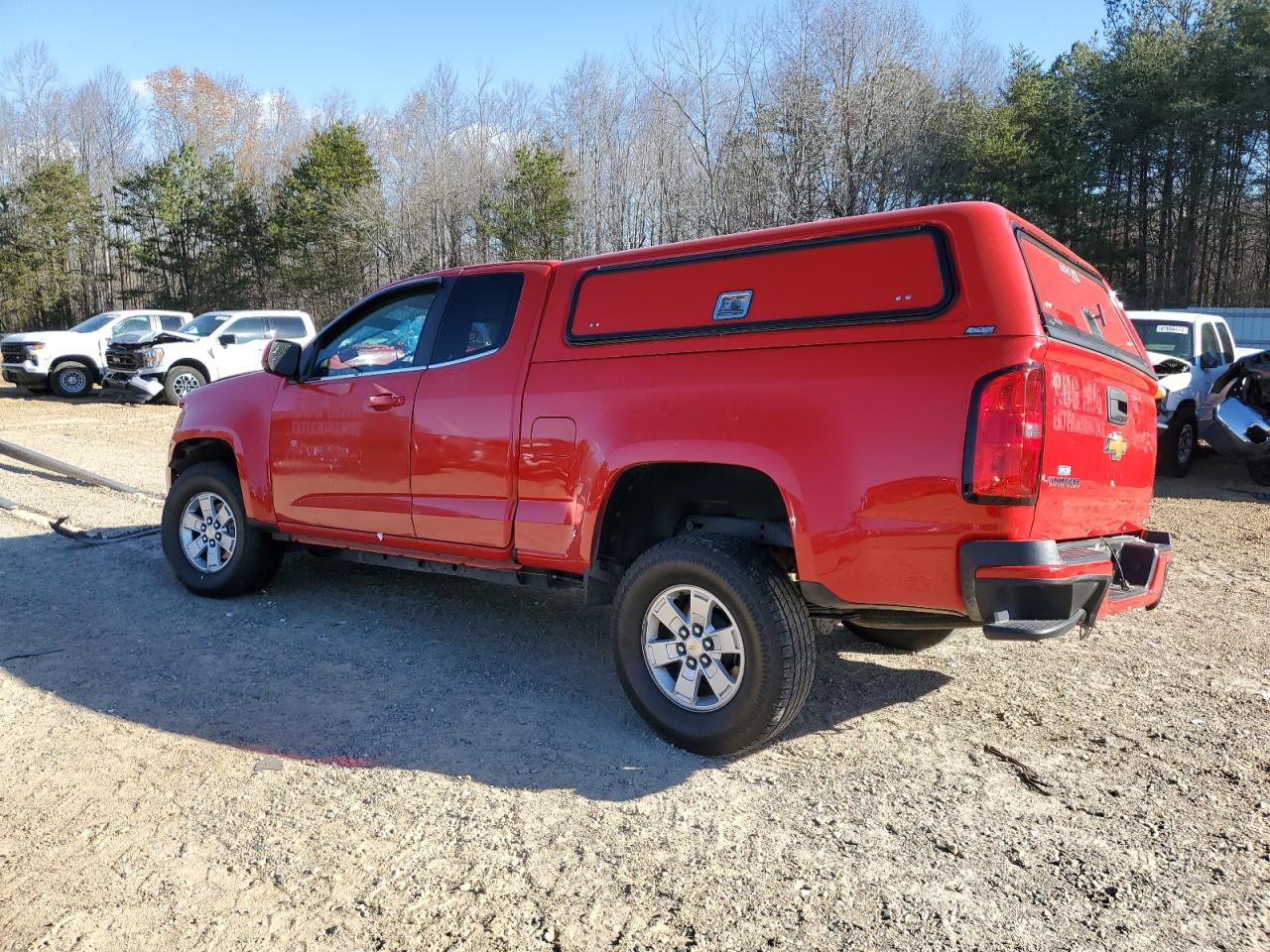 VIN 1GCHSBEA6K1247837 2019 CHEVROLET COLORADO no.2