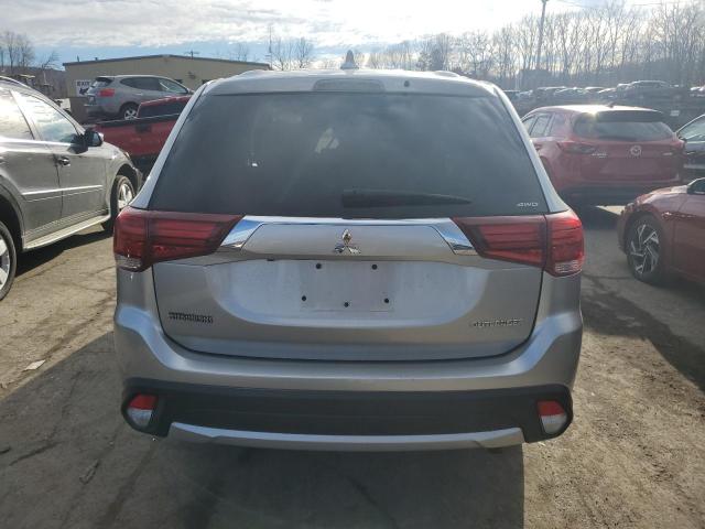  MITSUBISHI OUTLANDER 2018 White