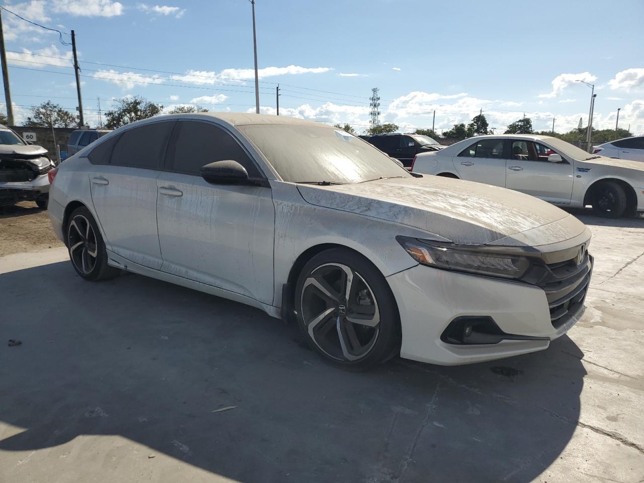 VIN 1HGCV1F43NA096031 2022 HONDA ACCORD no.4