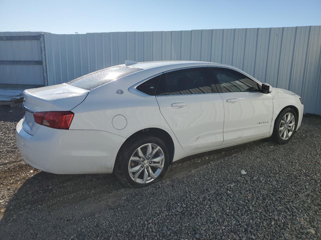 VIN 2G1105SA2J9153888 2018 CHEVROLET IMPALA no.3