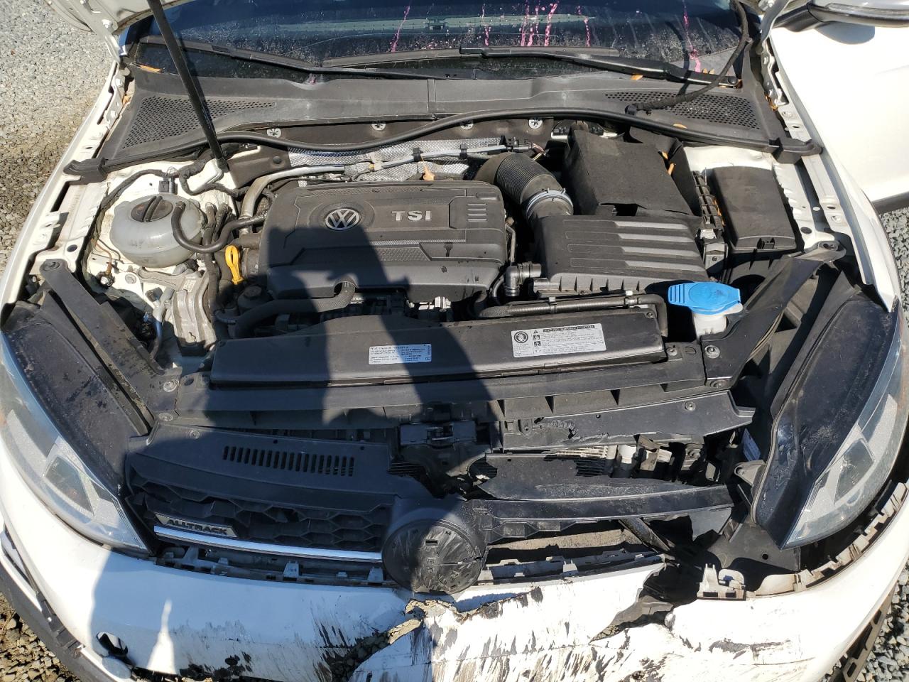 2017 Volkswagen Golf - Image 14