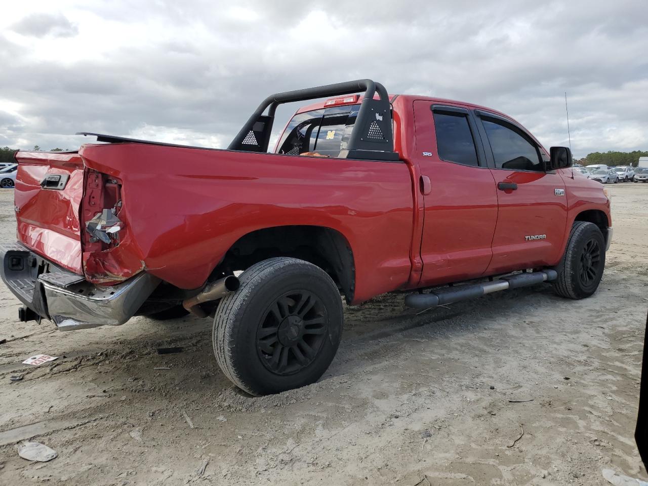2015 Toyota Tundra - Image 3
