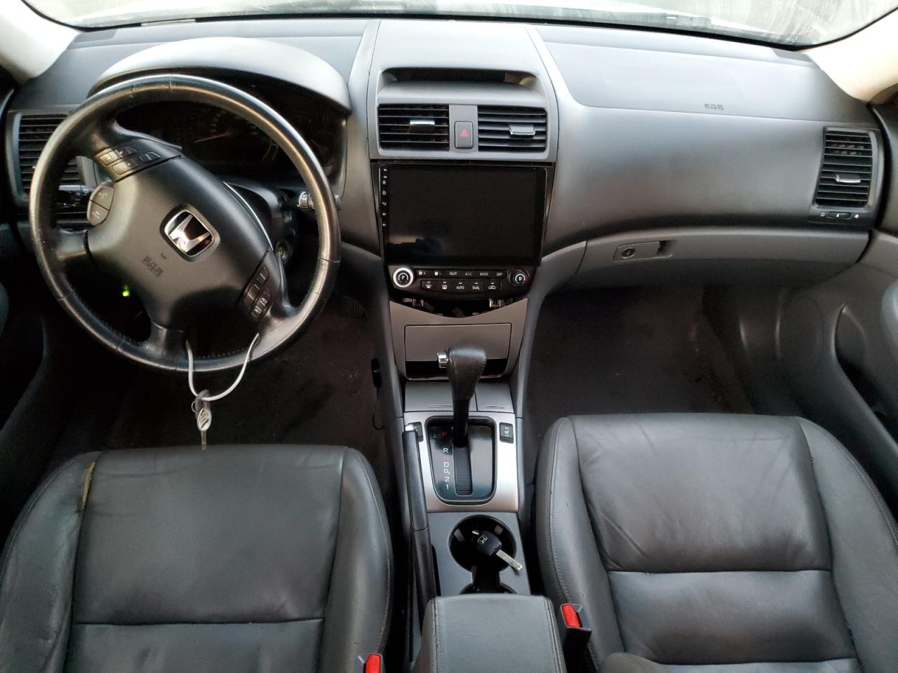 2005 Honda Accord - Image 8