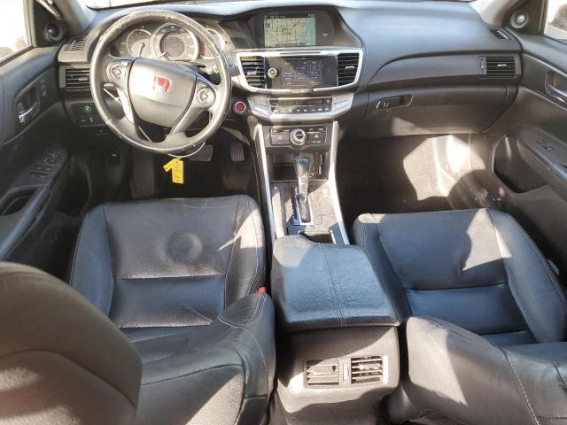 Седани HONDA ACCORD 2015 Сріблястий