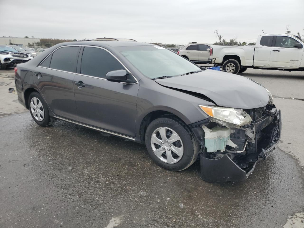 2013 Toyota Camry - Image 4