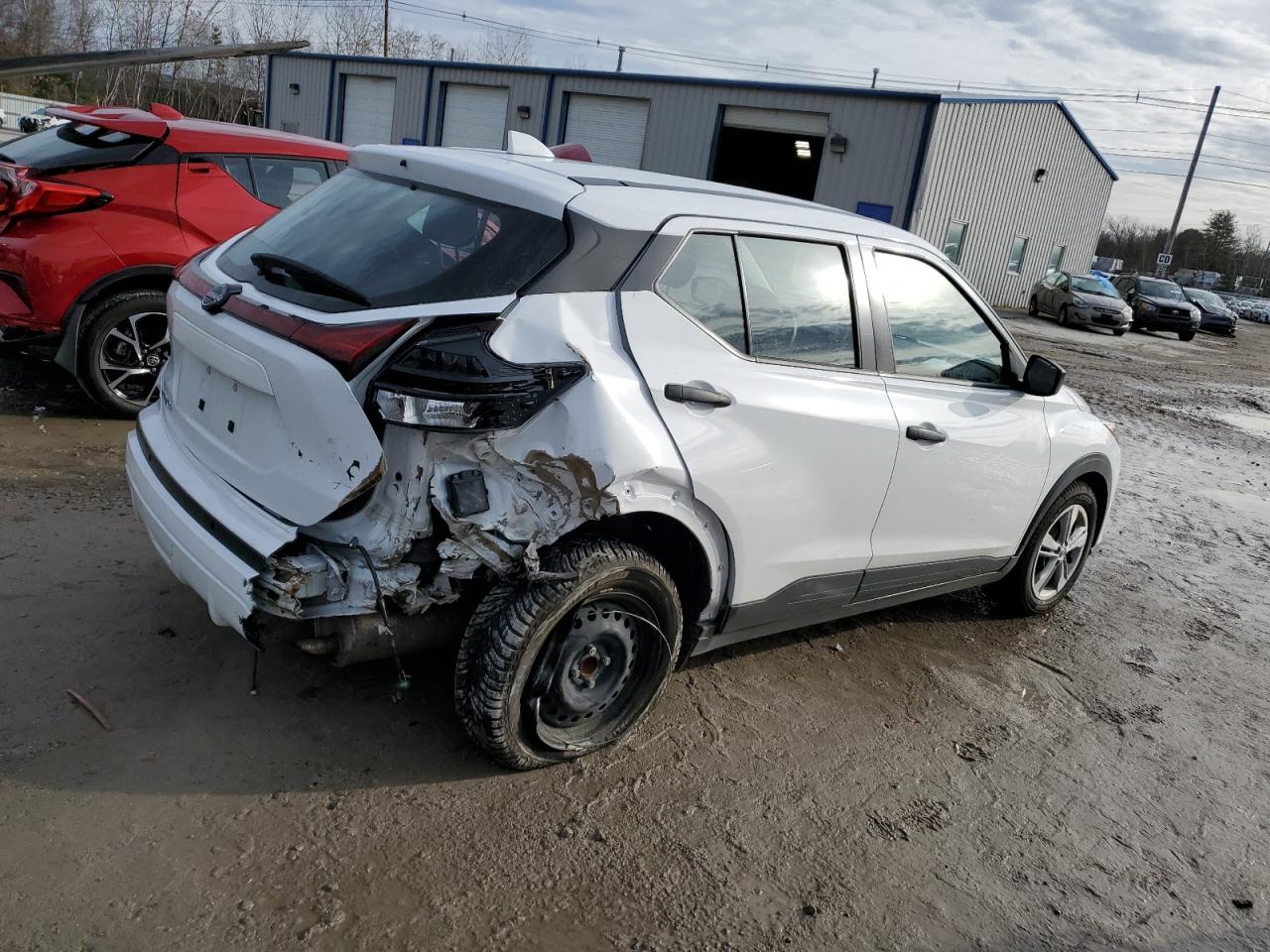 VIN 3N1CP5BV6PL533615 2023 NISSAN KICKS no.3