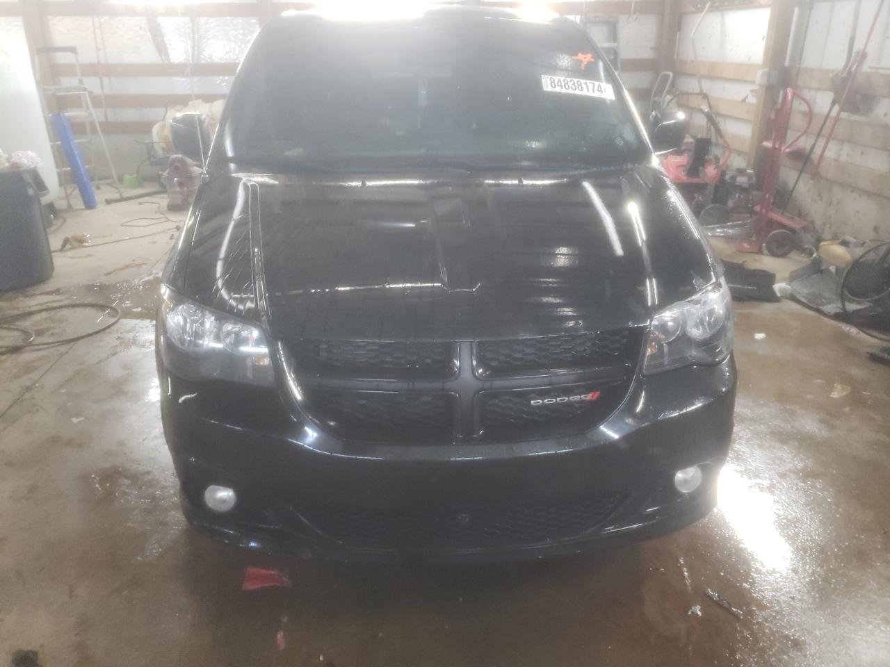 2019 Dodge Caravan - Image 5