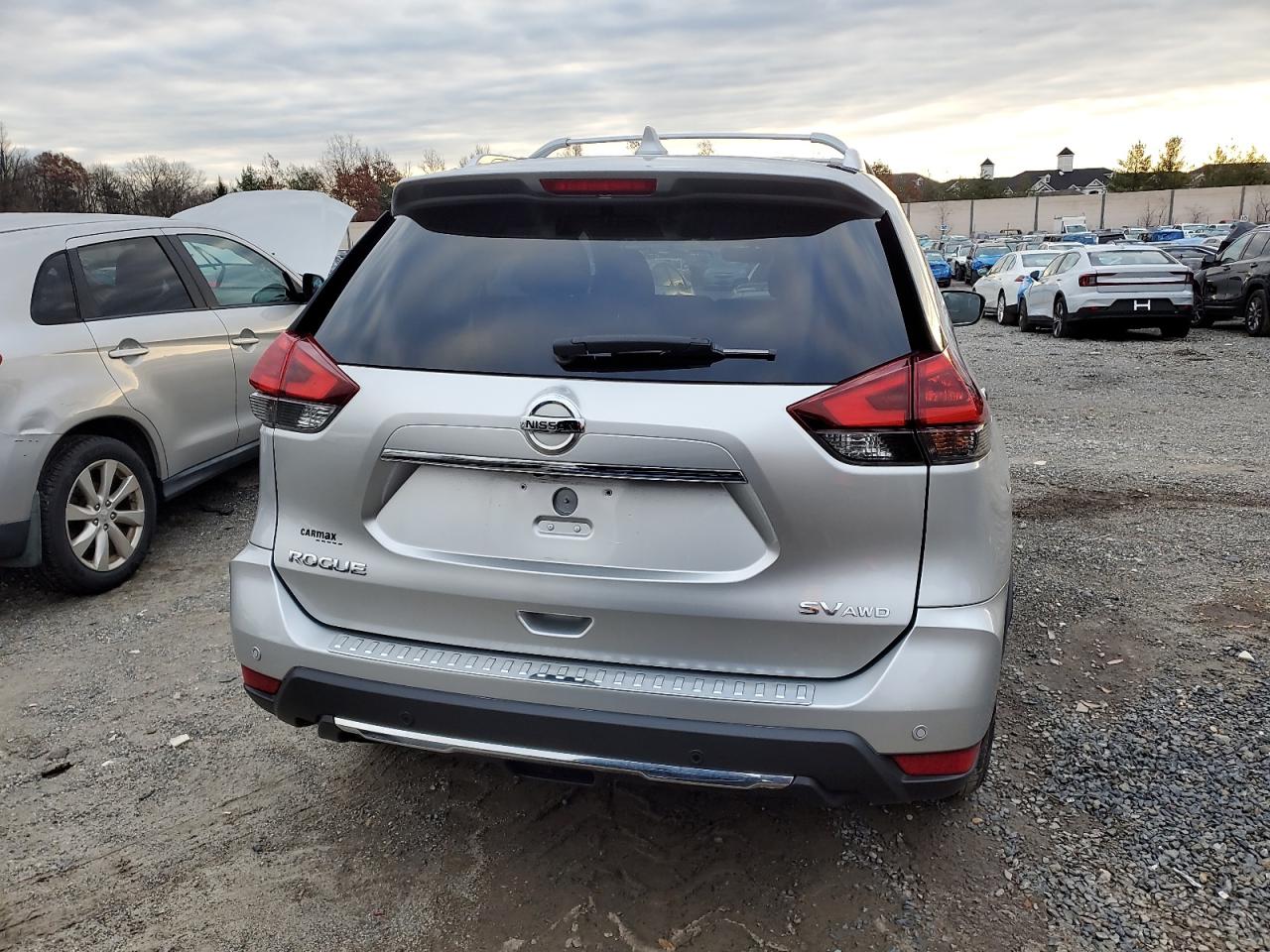 2020 Nissan Rogue - Image 6