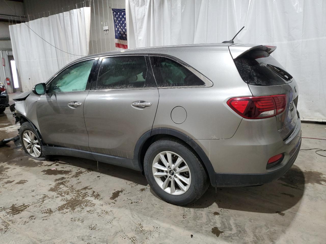 VIN 5XYPG4A56KG555978 2019 KIA SORENTO no.2