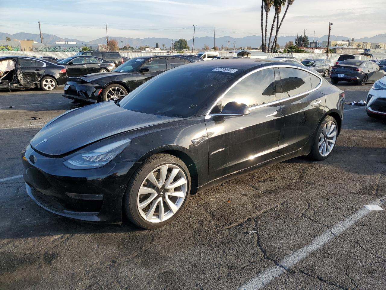 VIN 5YJ3E1EA0JF042368 2018 TESLA MODEL 3 no.1