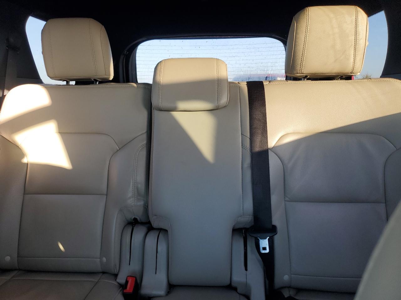 2018 Ford Explorer - Image 10