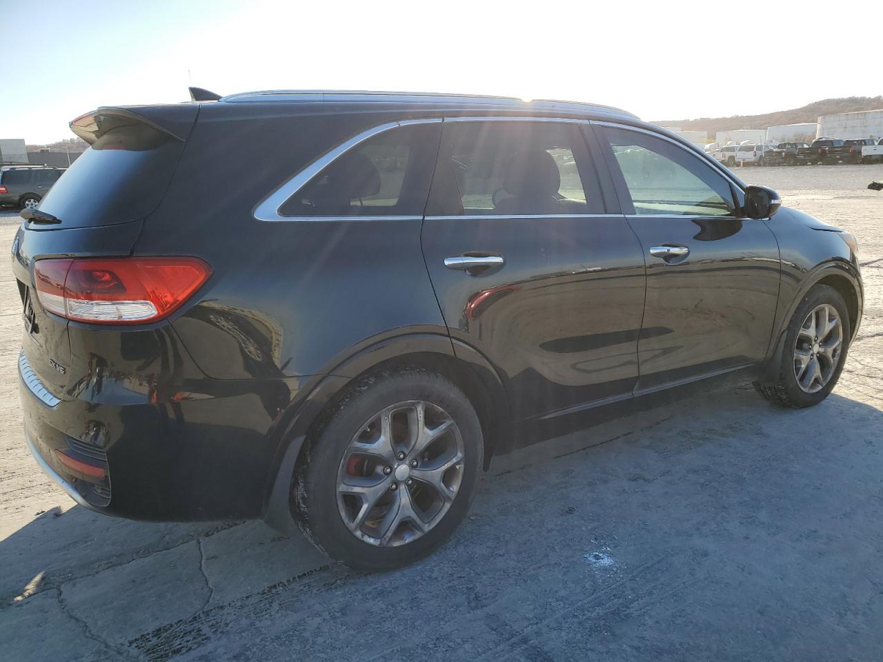2016 Kia Sorento - Image 3
