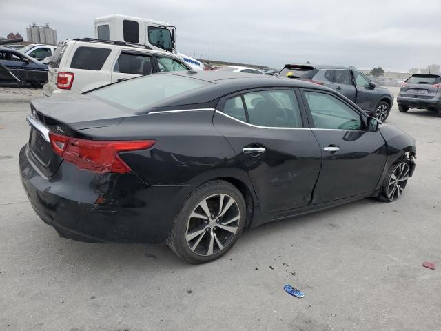  NISSAN MAXIMA 2018 Czarny