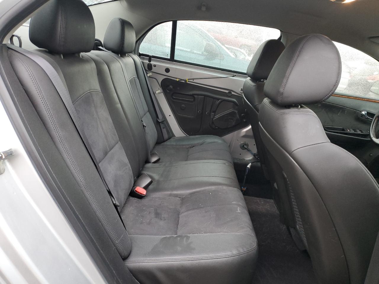 2012 Chevrolet Malibu - Image 10