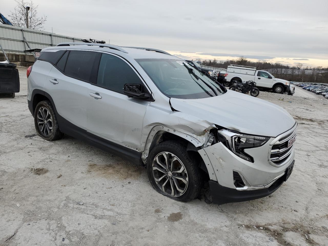 2018 GMC Terrain - Image 4