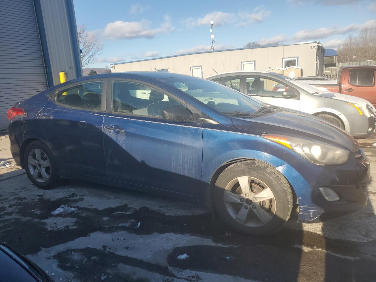2013 Hyundai Elantra - Image 4