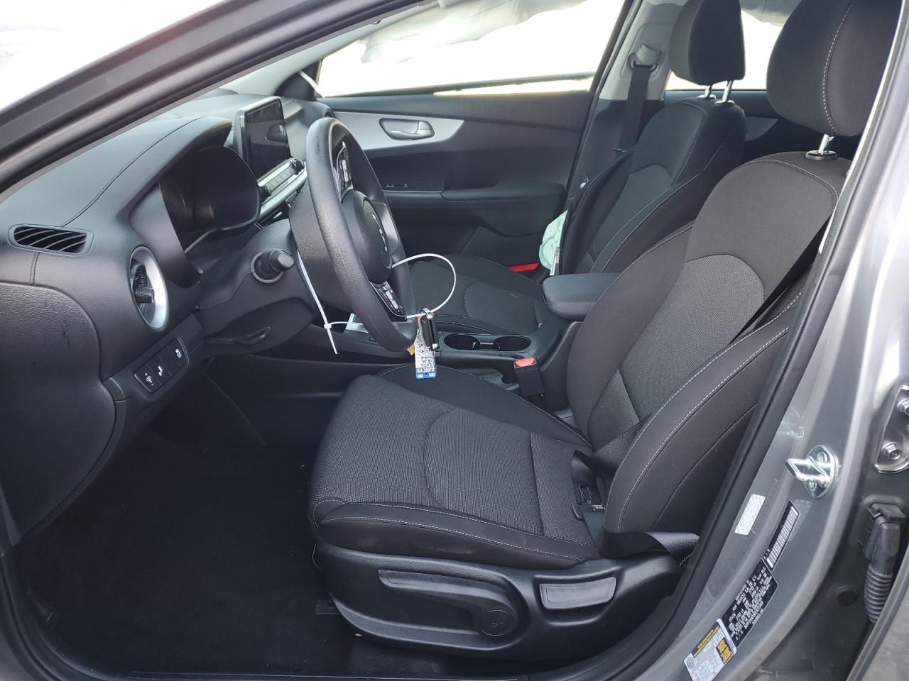 2024 Kia Forte - Image 7