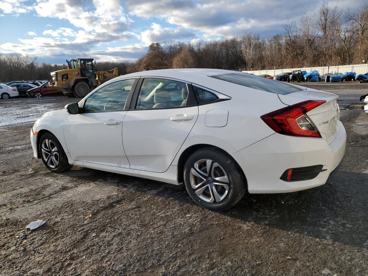 19XFC2F59JE202876 2018 HONDA CIVIC - Image 2